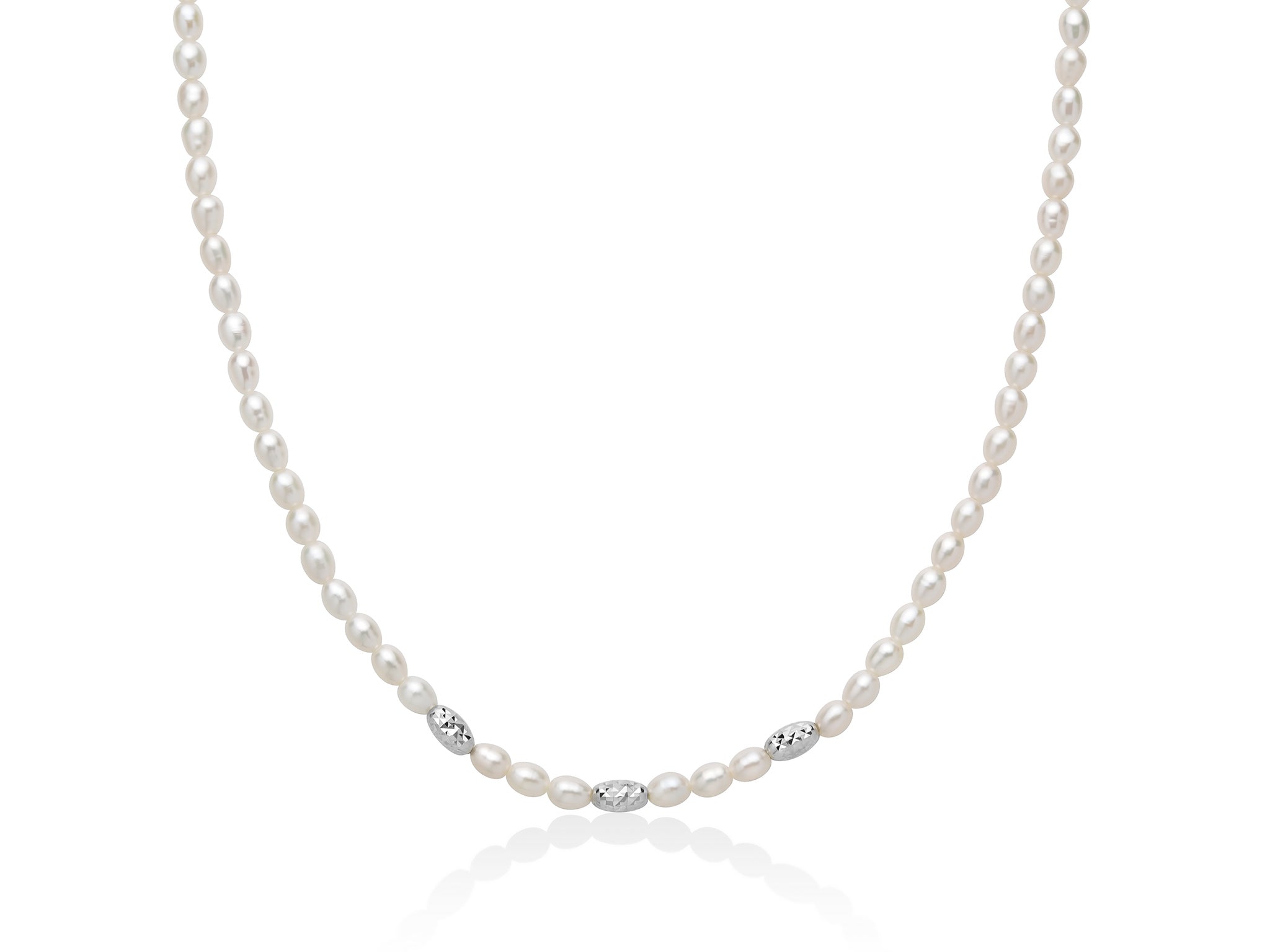 Collana Pepite di perle 4-4,5 con tre elementi in argento diamantato