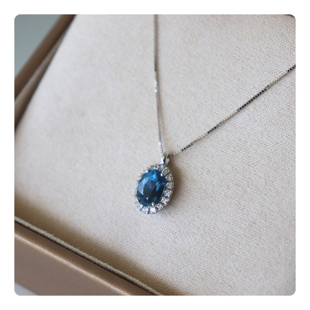 Collana in Oro 18kt con Acquamarina e Diamanti | Giovanni Pace Jewels